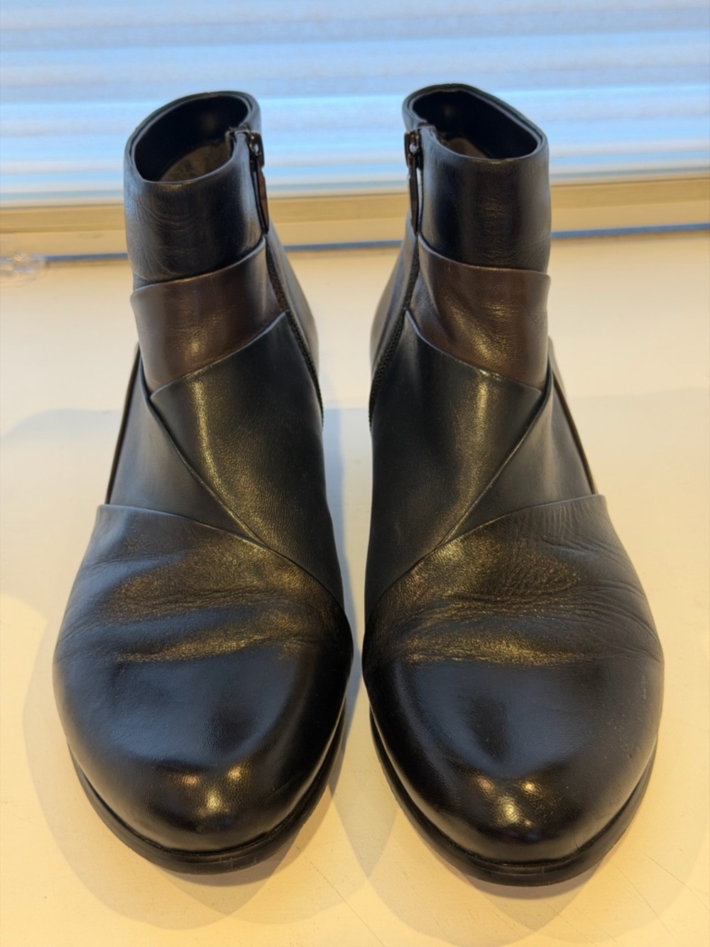 Women’s Ankle Boots Black and Brown Leather Regarde le Ciel Size 42 10.5 - Picture 3 of 8